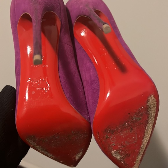 Authentic Christian Louboutin maroon heels - Picture 3 of 4